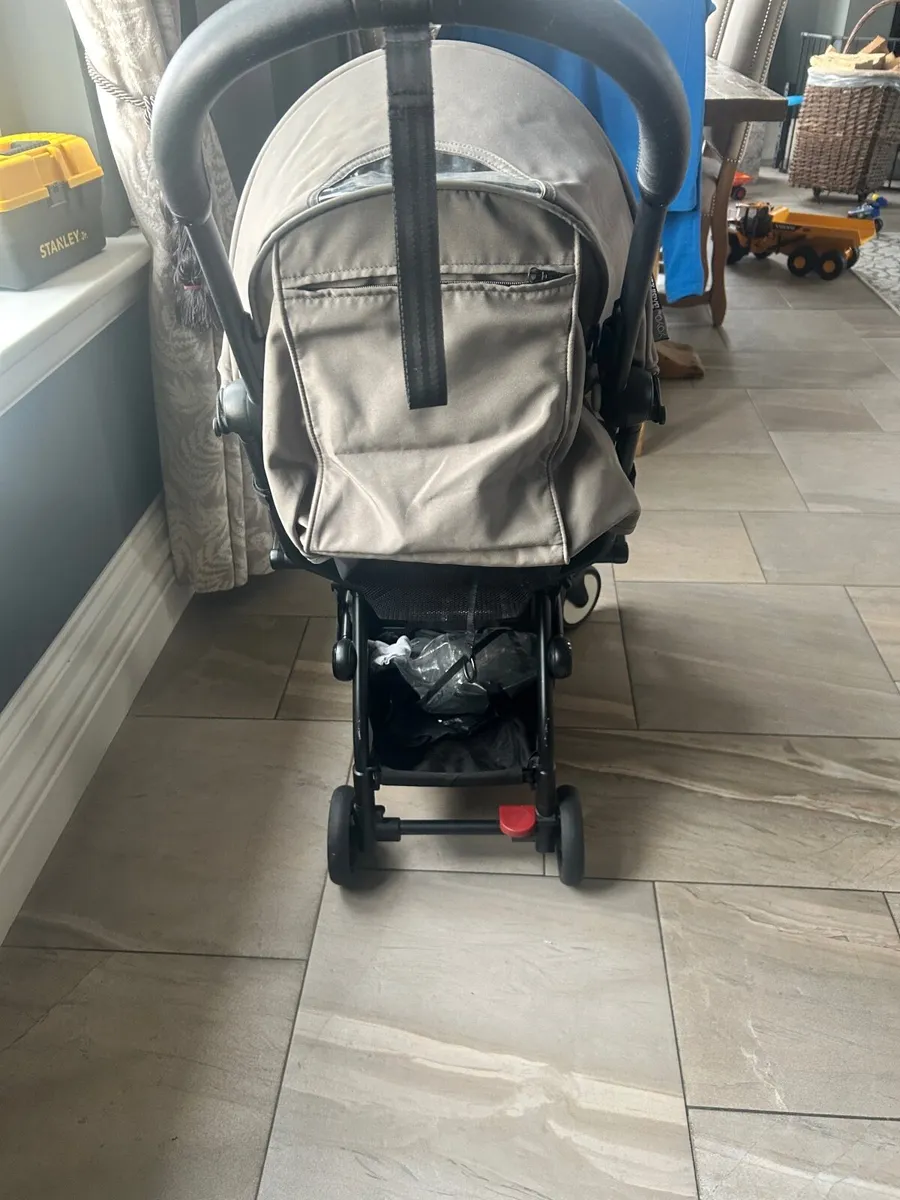 Babyzen YOYO Pushchair + Newborn Pack + Accessorie - Image 2