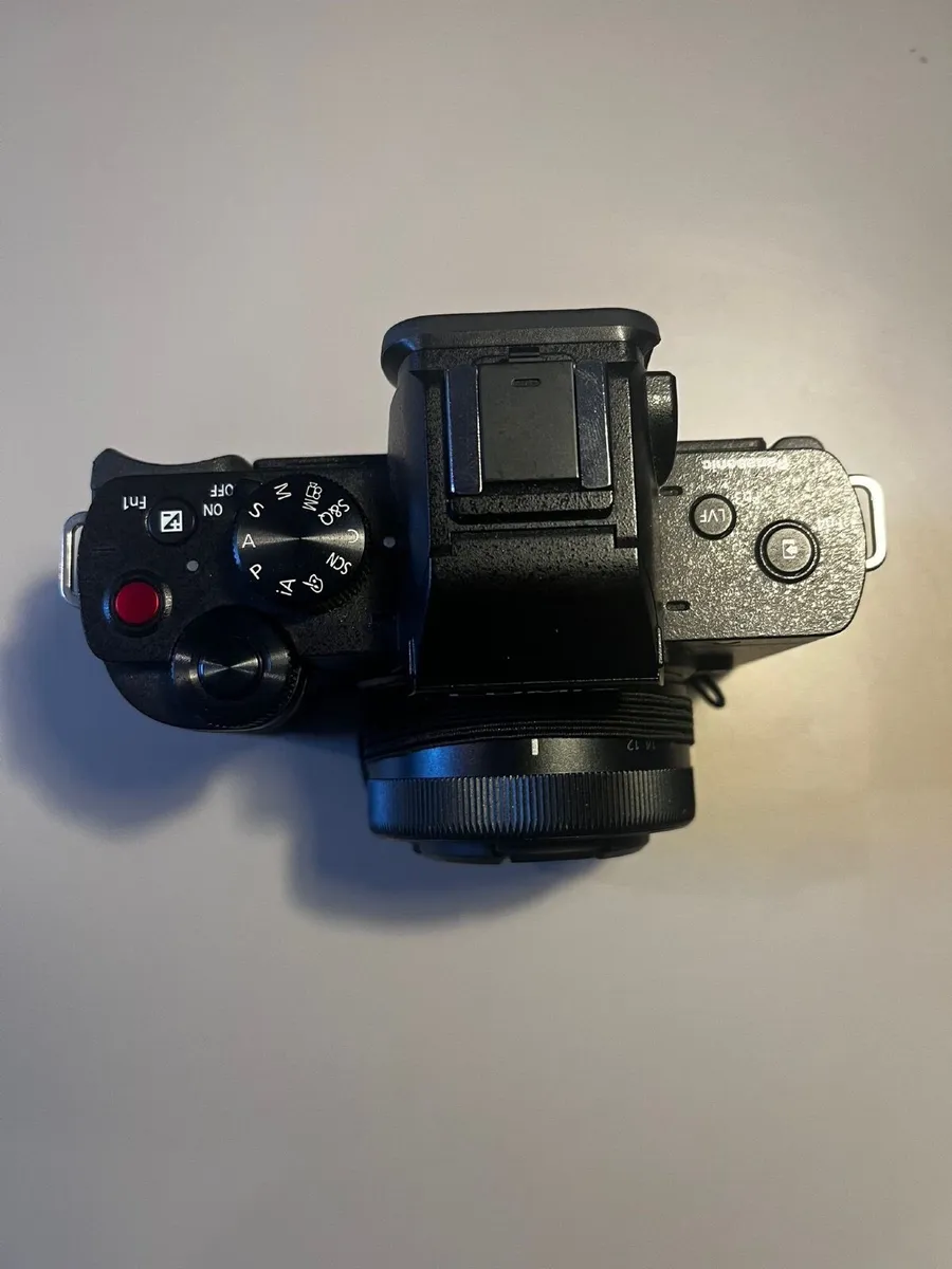 PANASONIC Lumix DC-G100 – Perfect Condition - Image 2