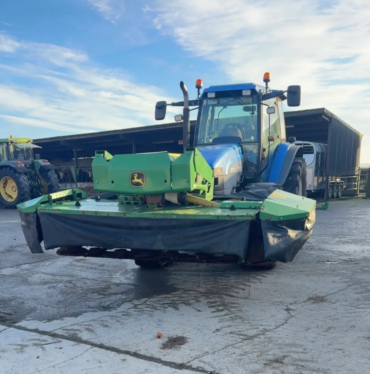 John Deere 131 front mower