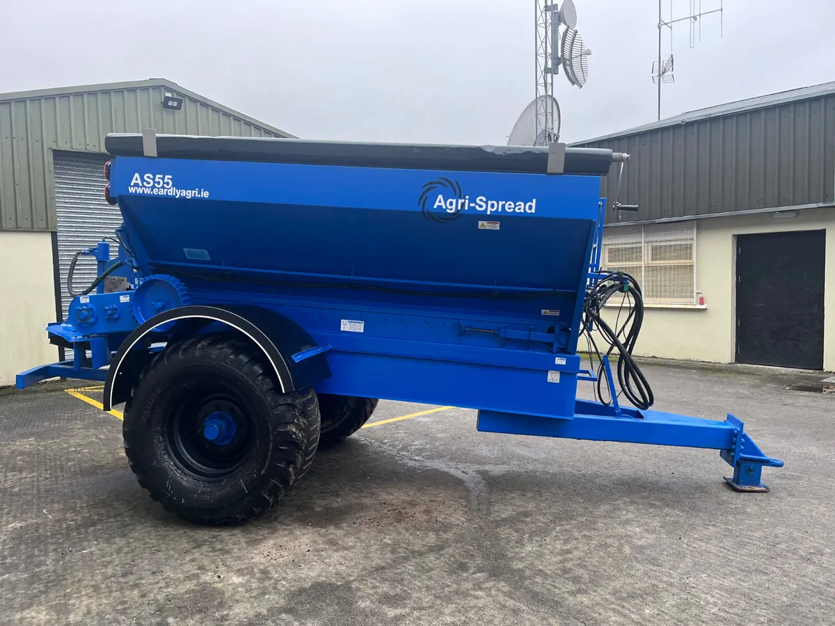 Agri spread lime and fert spreader - Image 2