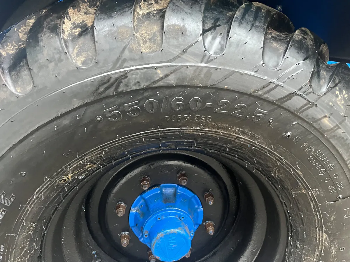 Agri spread lime and fert spreader - Image 3