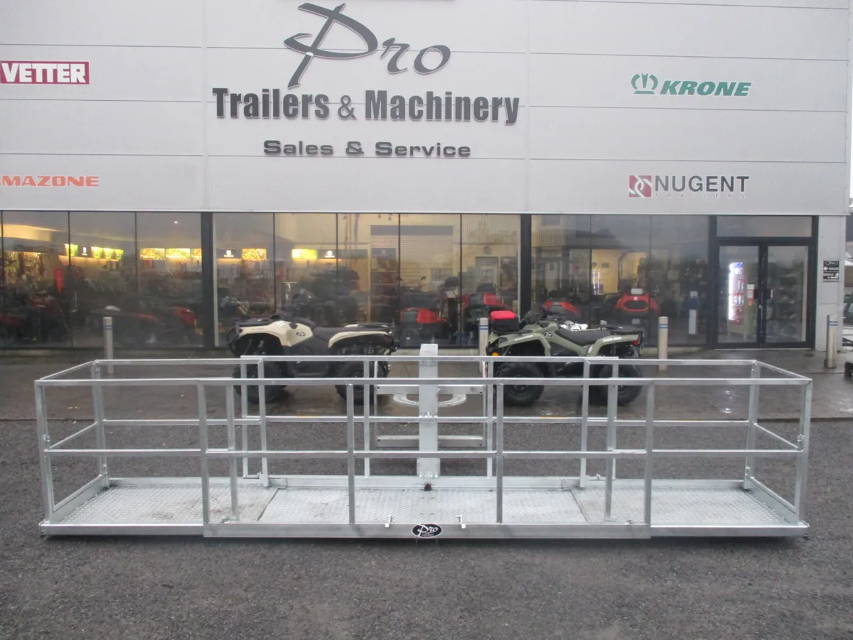 Saftey Cage Man Basket Teleporter Cage Swivel - Image 1