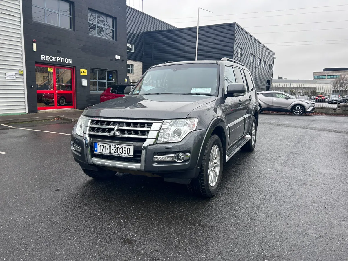 Mitsubishi Pajero 2017 - Image 1