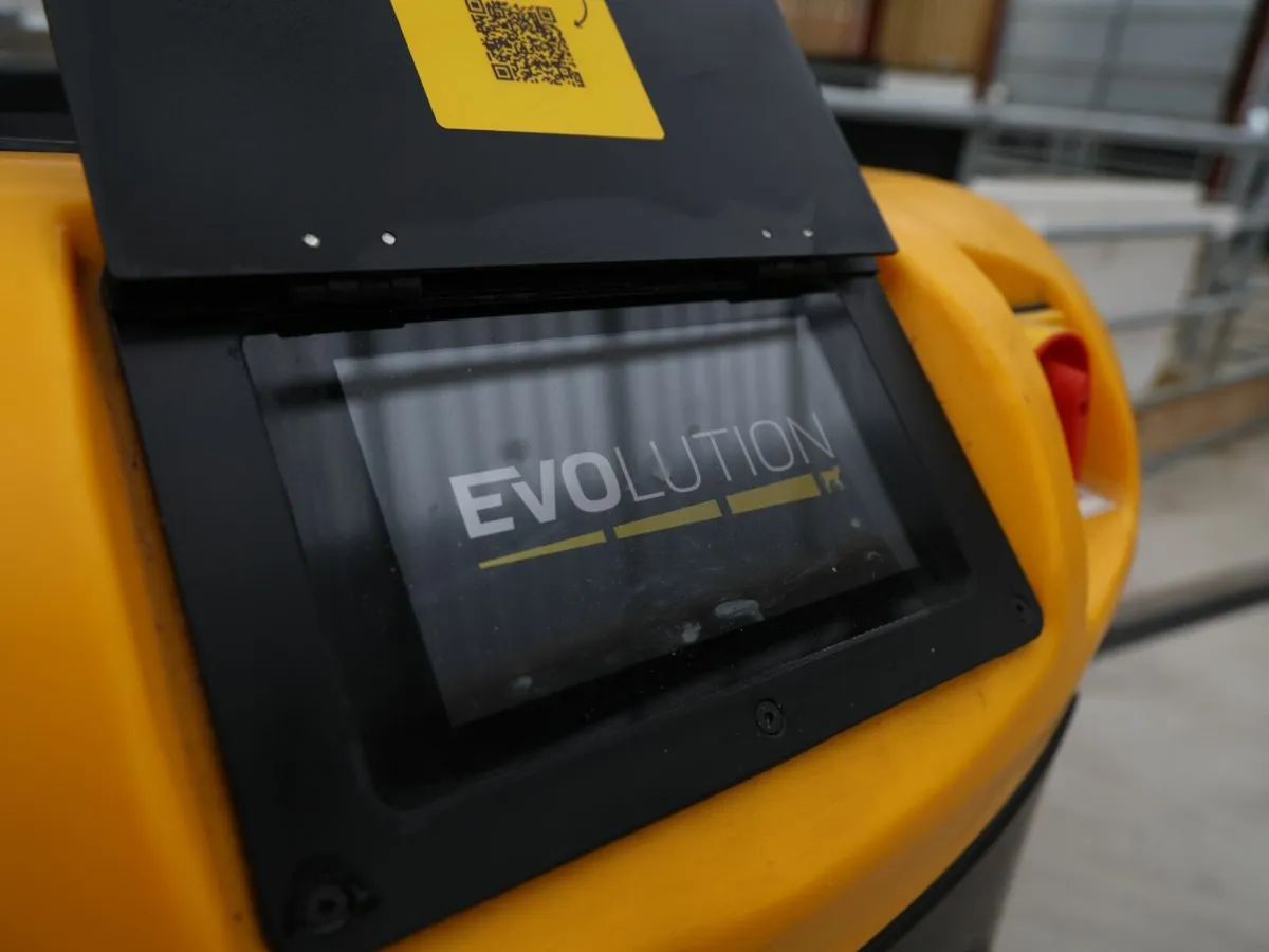 Automatic Calf Feeding - Image 1