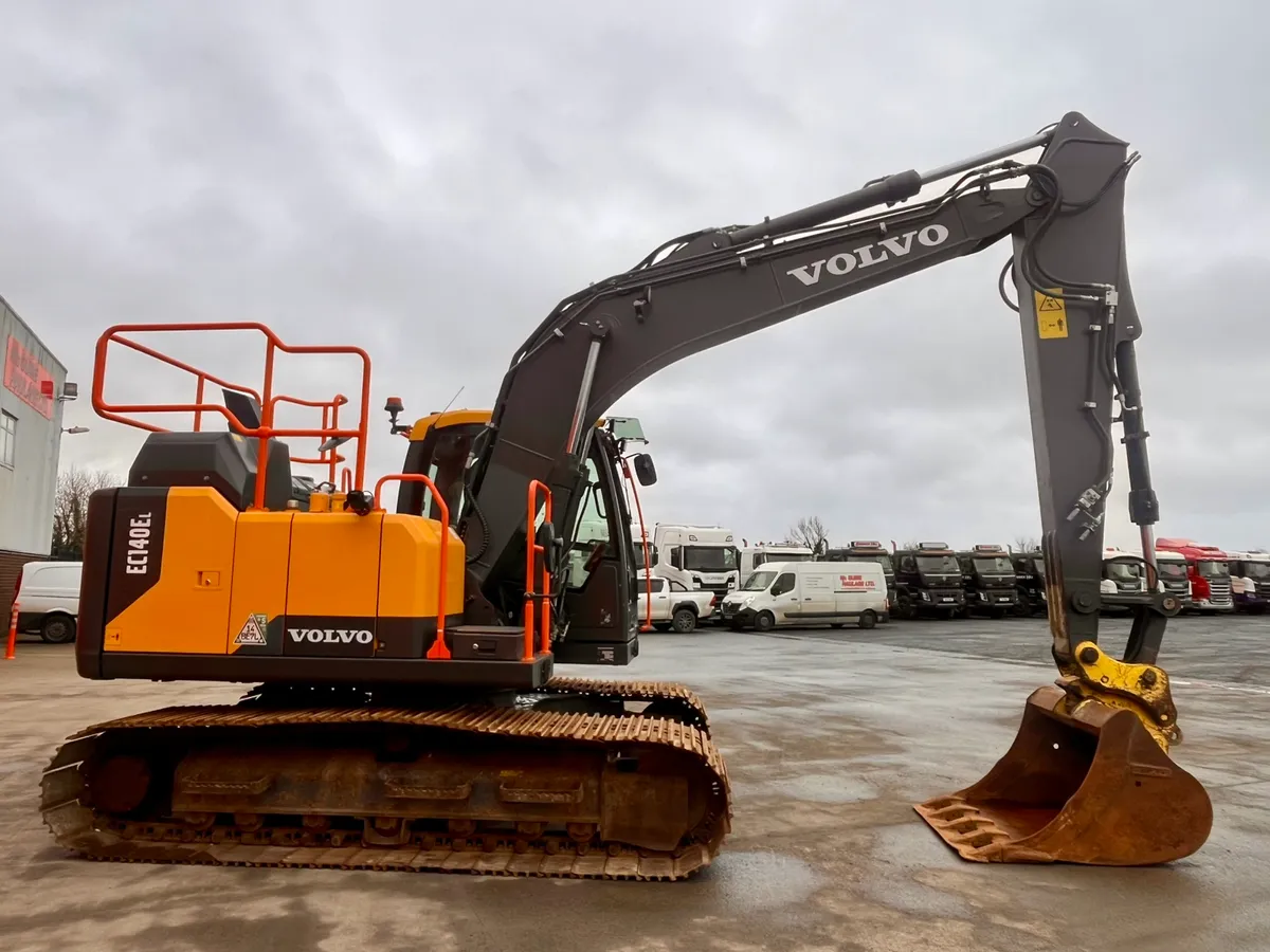 2022 Volvo EC140EL Excavator - Image 2