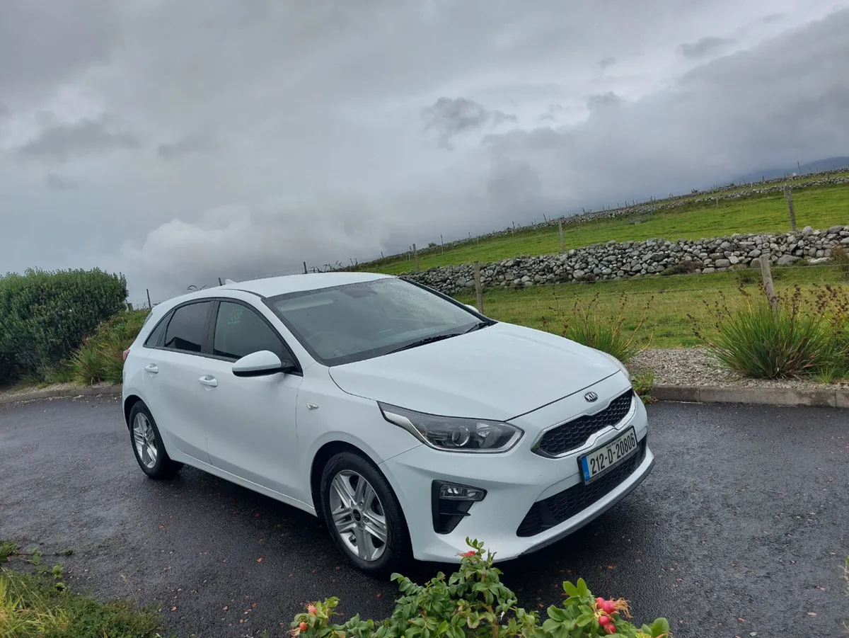 Kia Ceed 2021 - Image 1