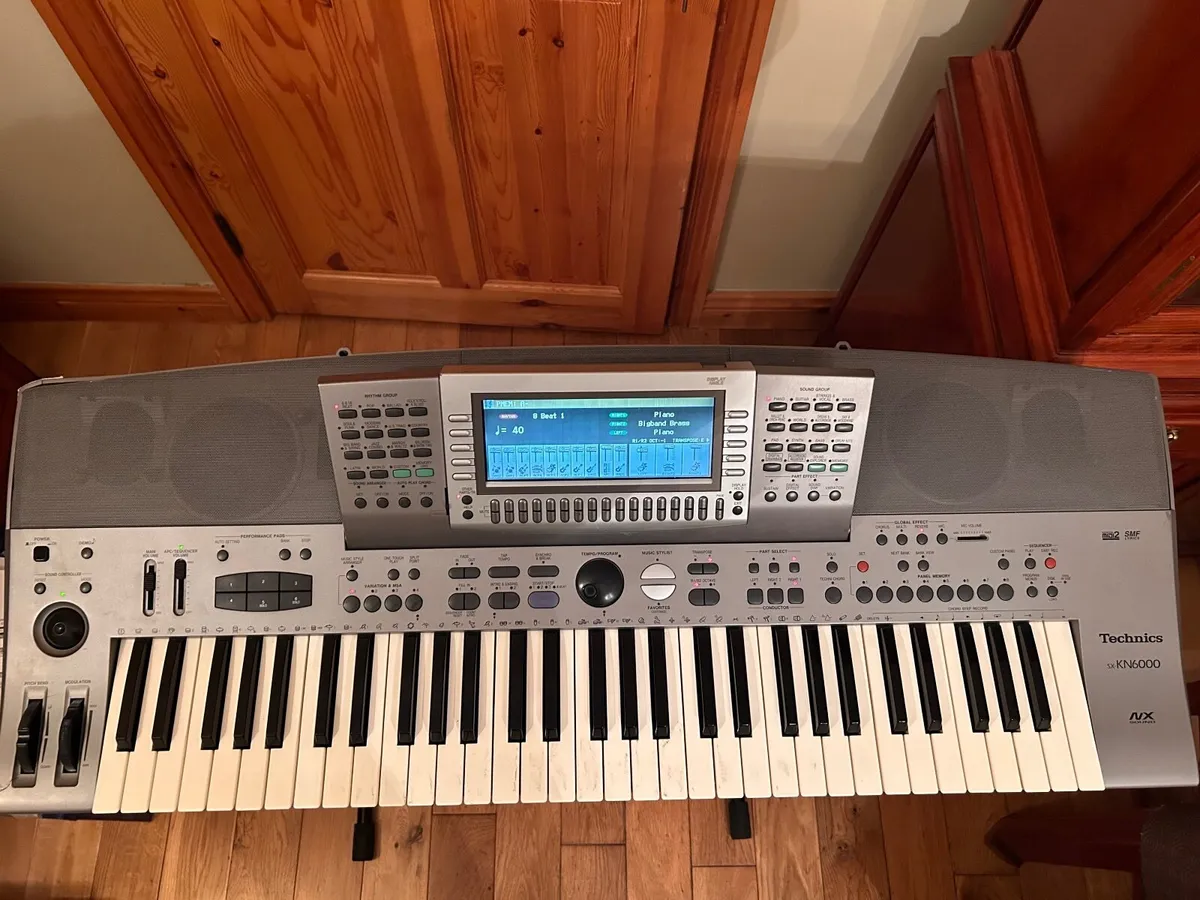 Technics KN6000 Keyboard - Image 4