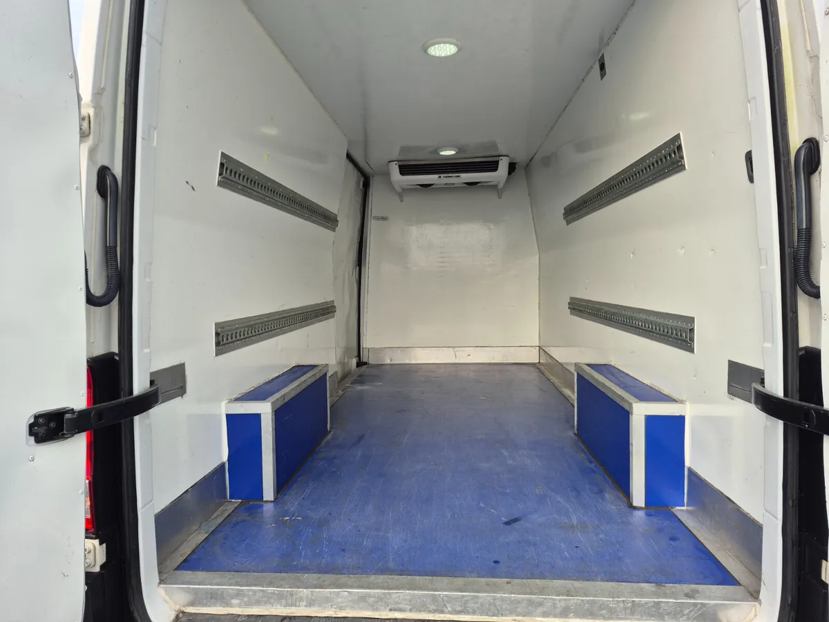 MAN TGE 3.140 FRIDGE FREEZER IMMACULATE CONDITION - Image 2