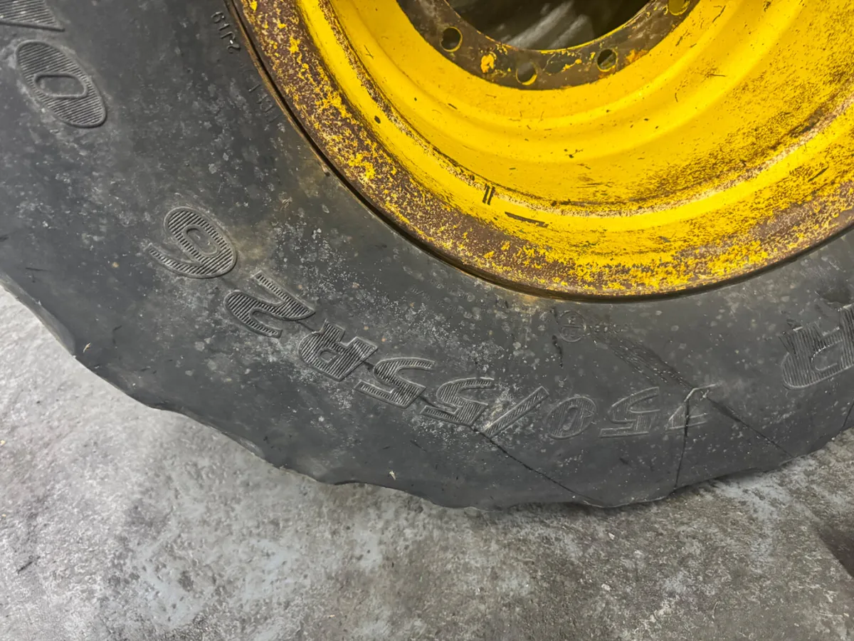 Liebherr 534 26” Rims - Image 2