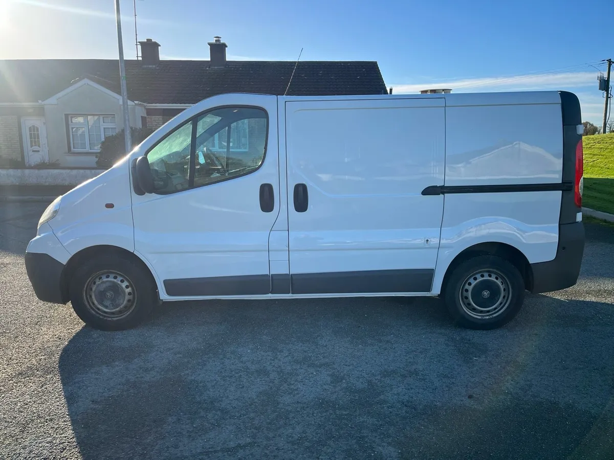 Vivaro/Trafic - Image 4