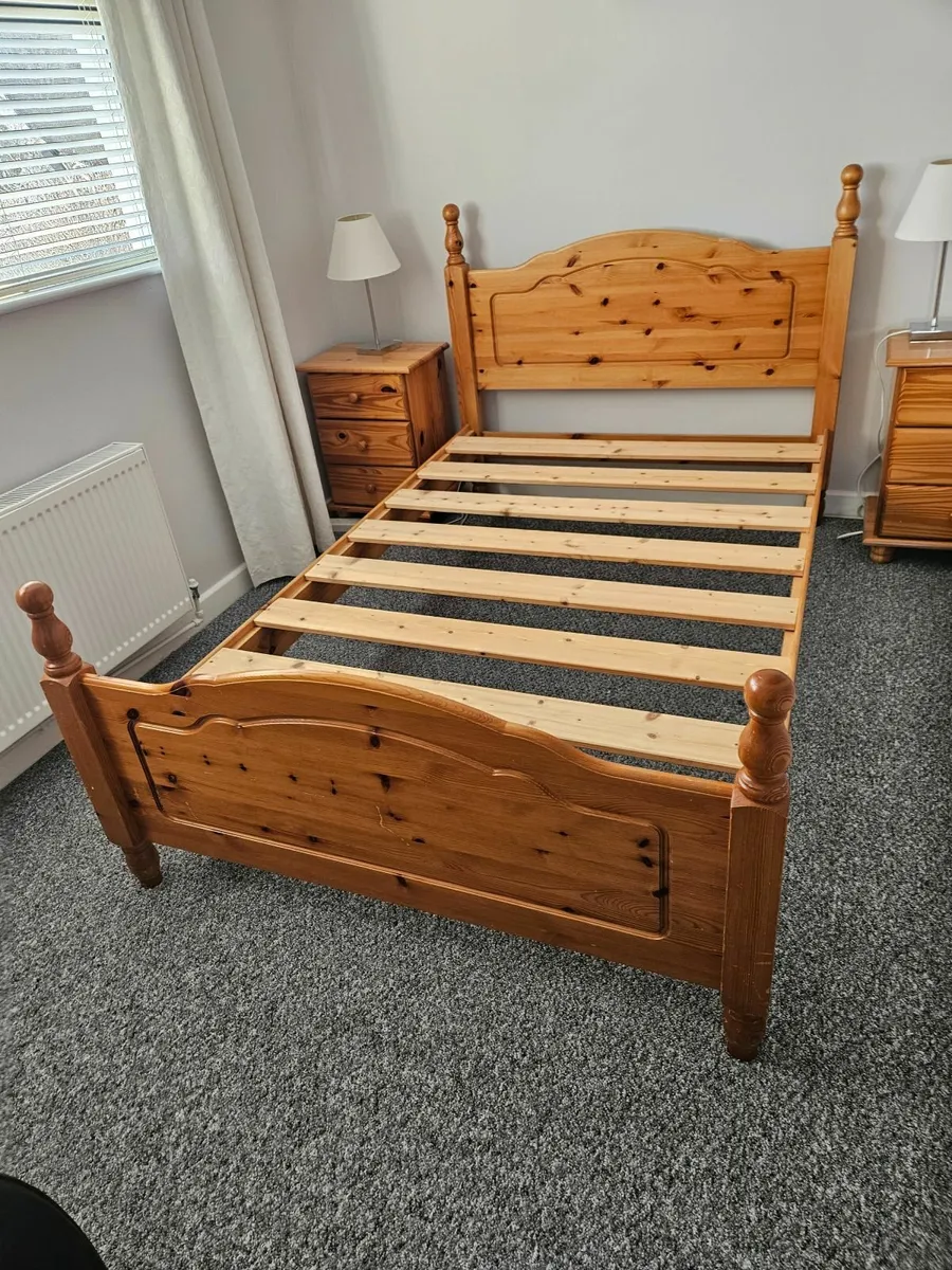 4FT Bed ( small double) with mattress - Image 1