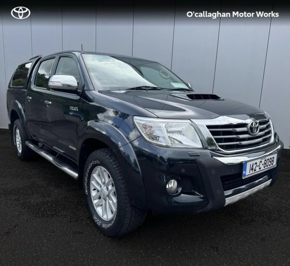 Toyota Hilux 3.0 D-4D INVINC 171BHP D/C 4DR A - Image 1