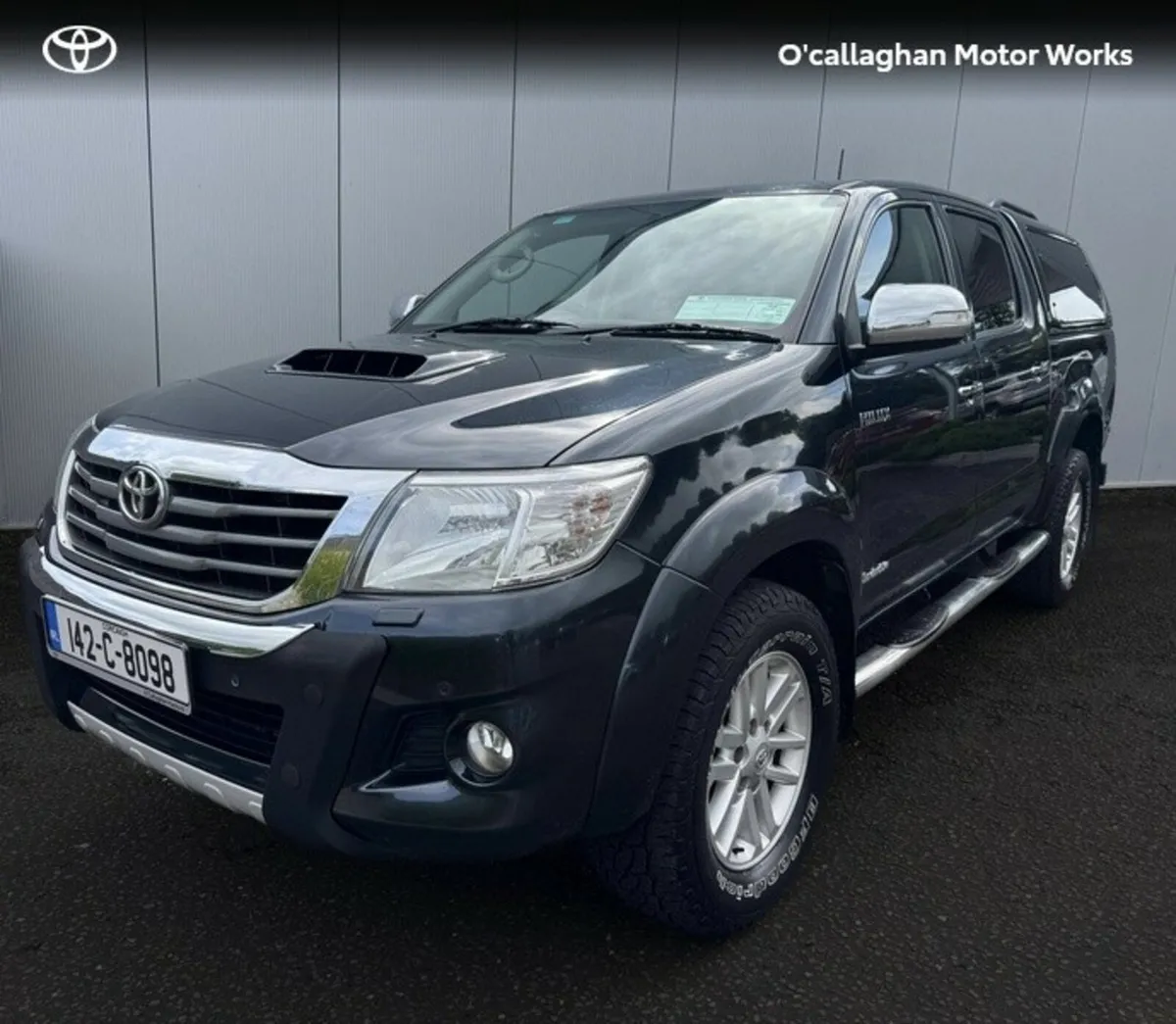 Toyota Hilux 3.0 D-4D INVINC 171BHP D/C 4DR A - Image 2