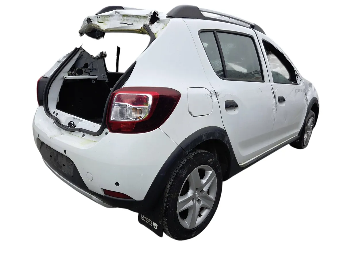 2017 DACIA SANDERO STEPWAY For Breaking/Dismantlin - Image 3