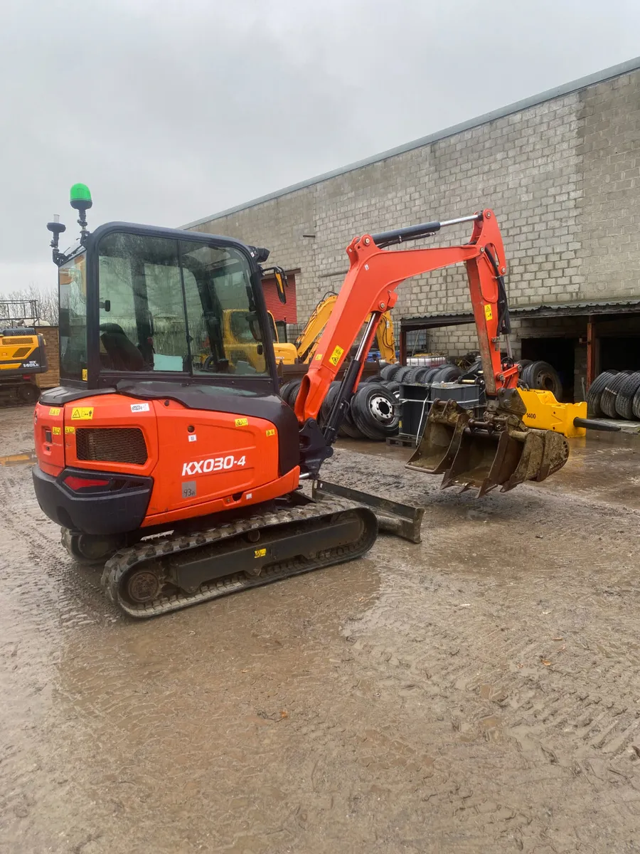2020 Kubota KX030-4 - Image 3