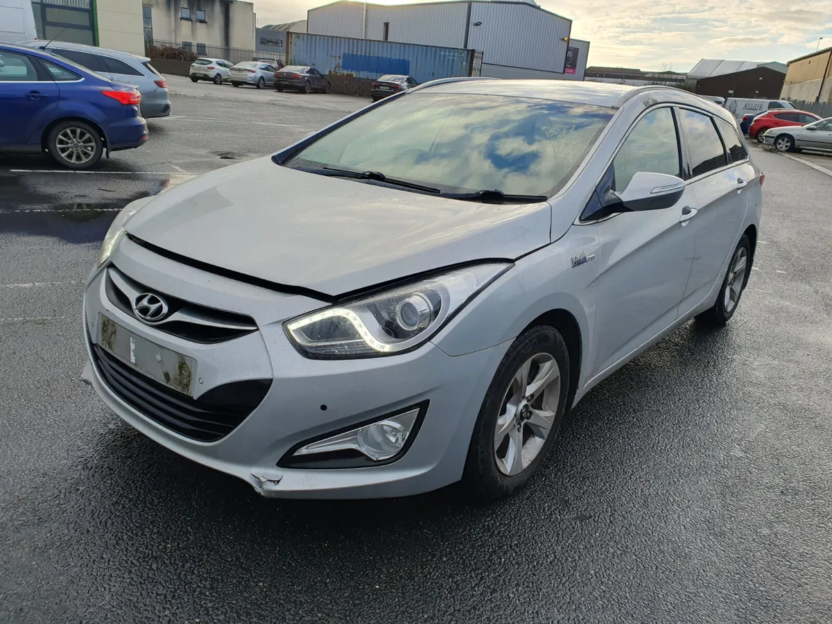 14 HYUNDAI I40 1.7 CRDI (D4FDE) FOR BREAKING - Image 2