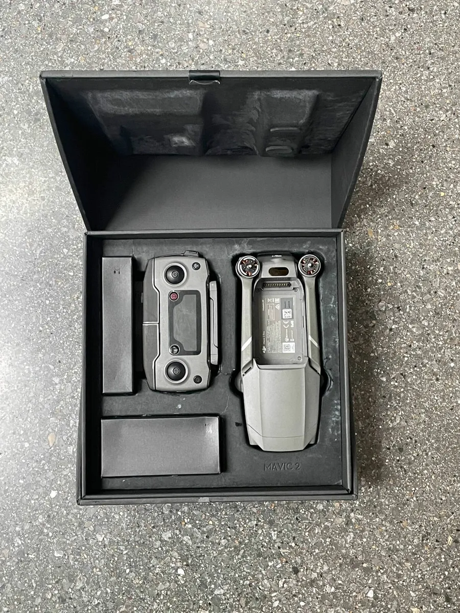 DJI Mavic 2 PRO Fly More Combo - Image 3