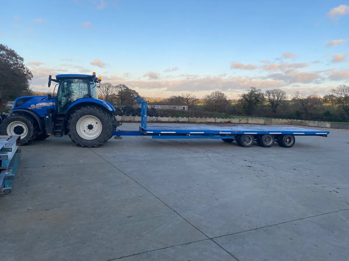 32ft Bale trailer - Image 1