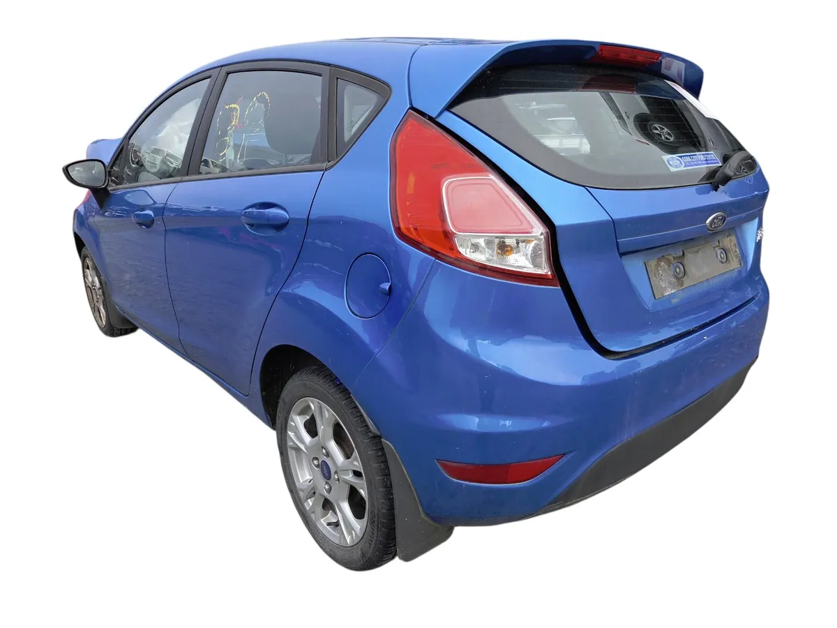 2017 FORD FIESTA For Breaking/Dismantling - Image 4