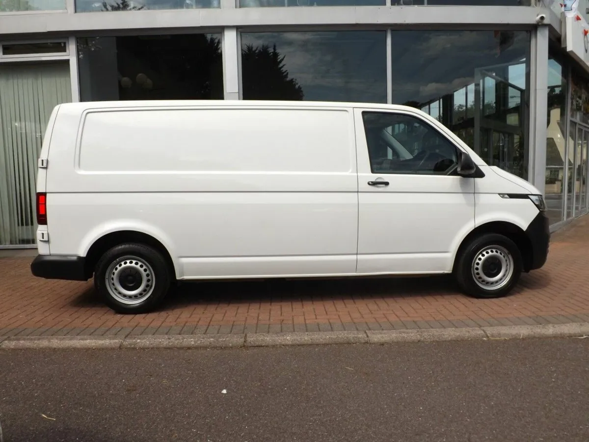 Volkswagen Transporter 2.0 TDi 110Bhp Lwb, White, - Image 4