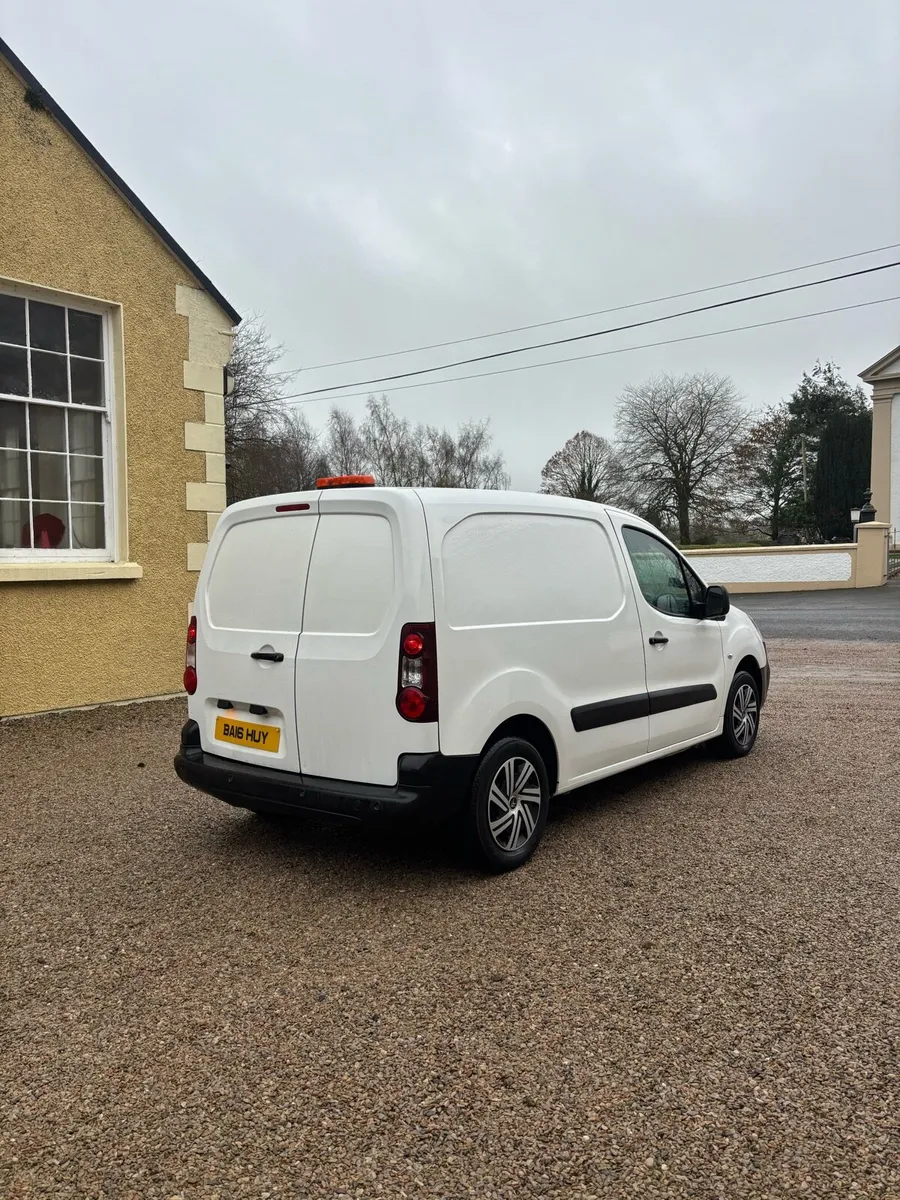 2016 Peugeot partner - Image 3