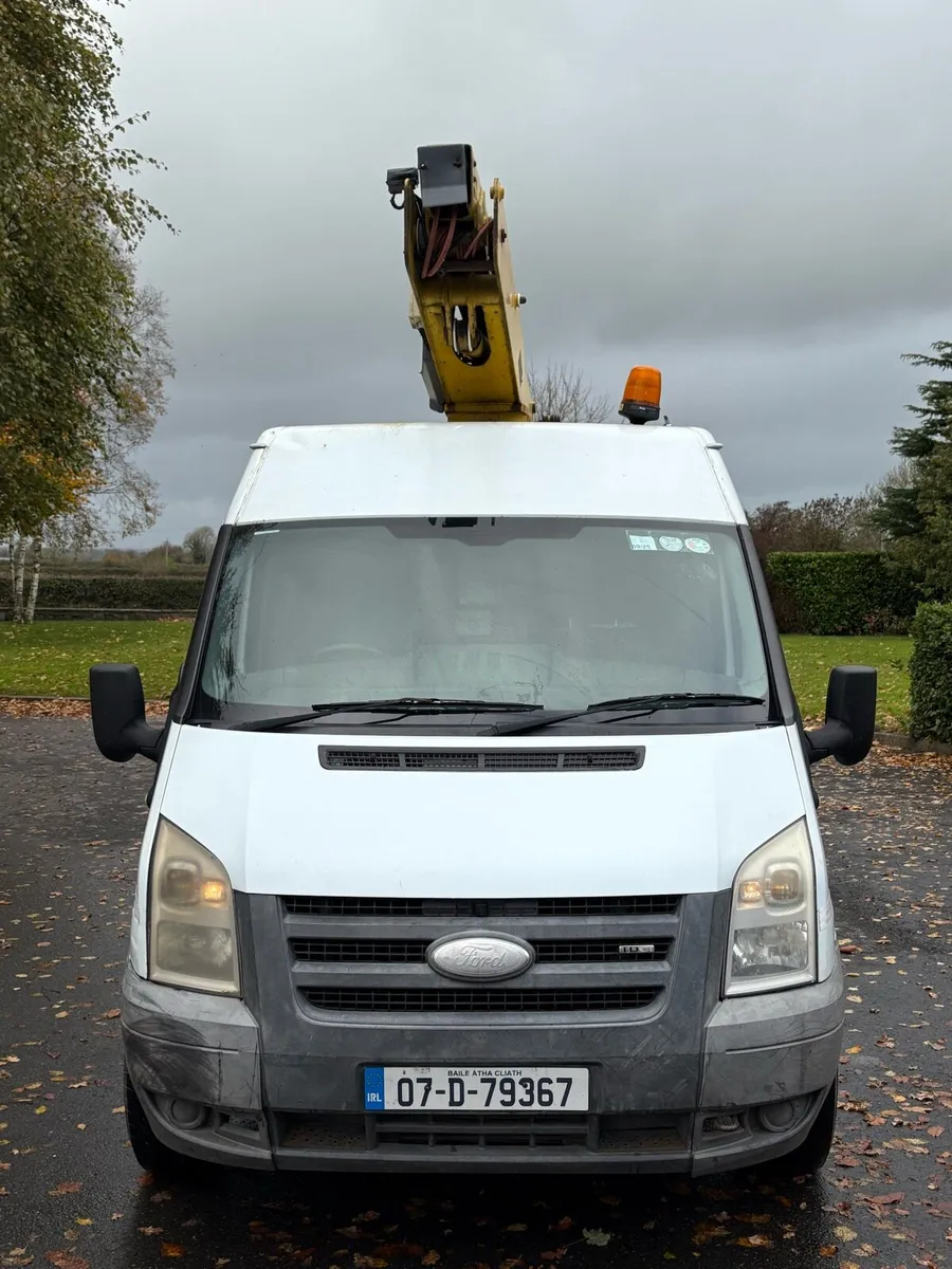 Ford Transit Cherrypicker - Image 3