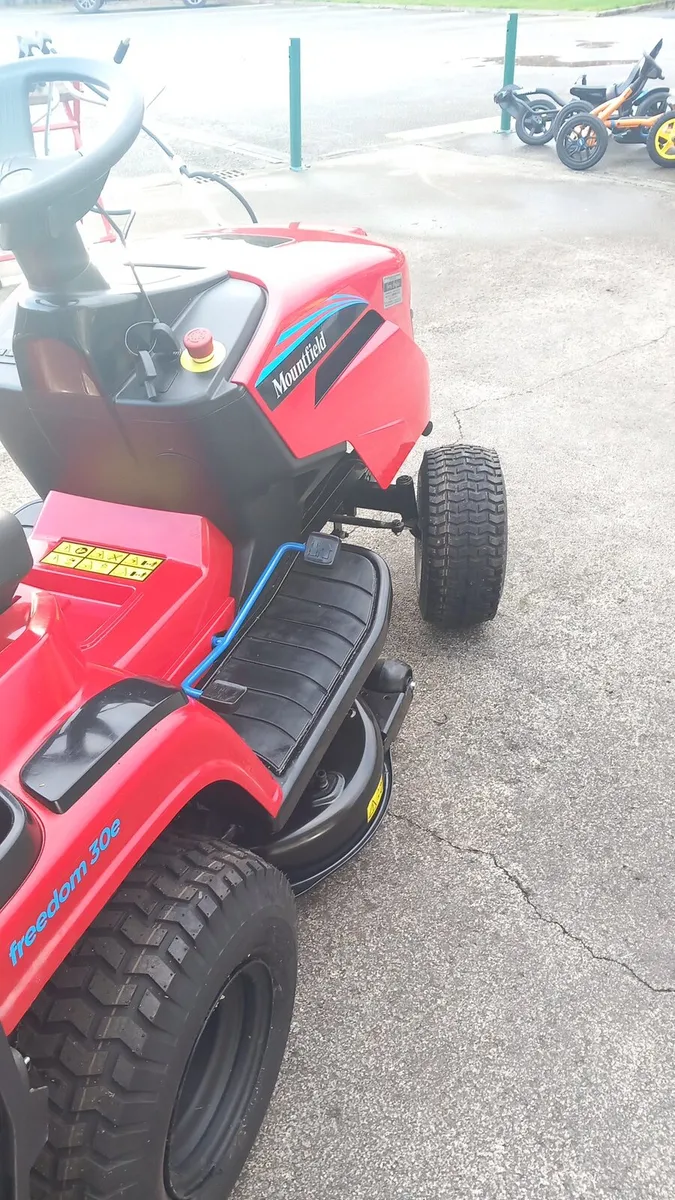 Mountfield Fully Battery Powered Ride on ⚡️ 🔋 - Image 4