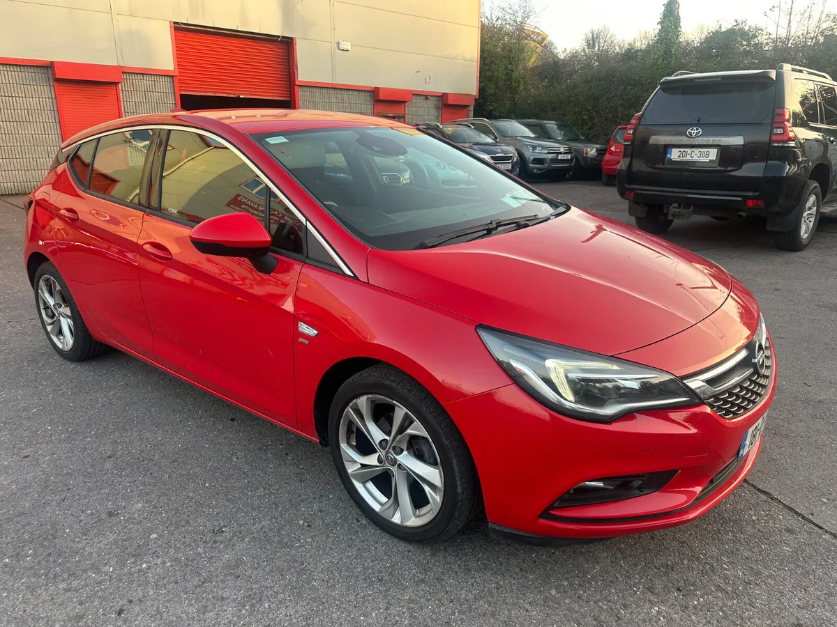 2018 Opel Astra 14 SRI - Image 1