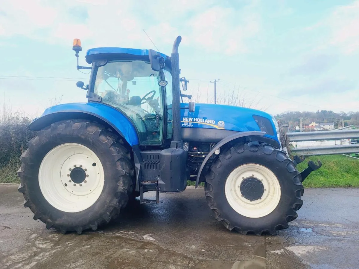New Holland T7260 - Image 1