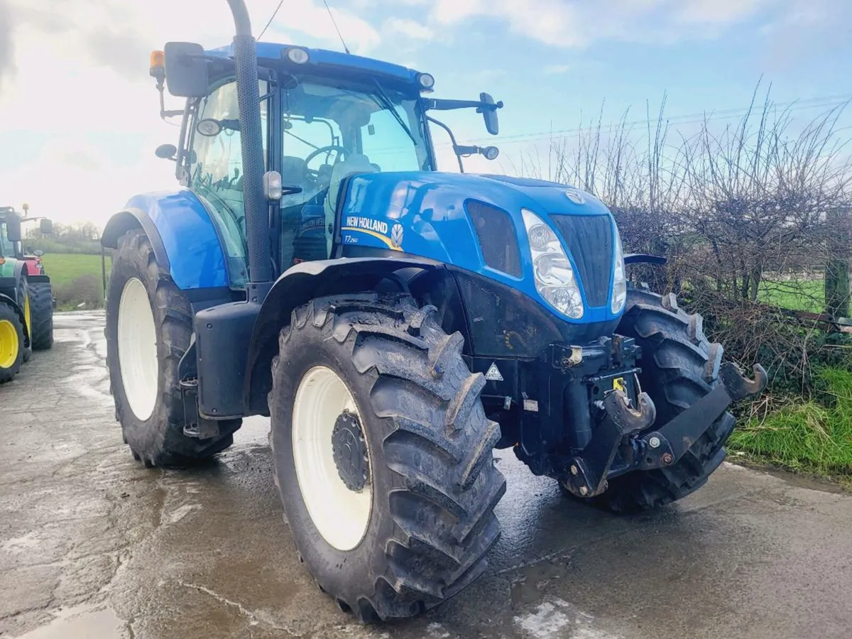 New Holland T7260 - Image 2