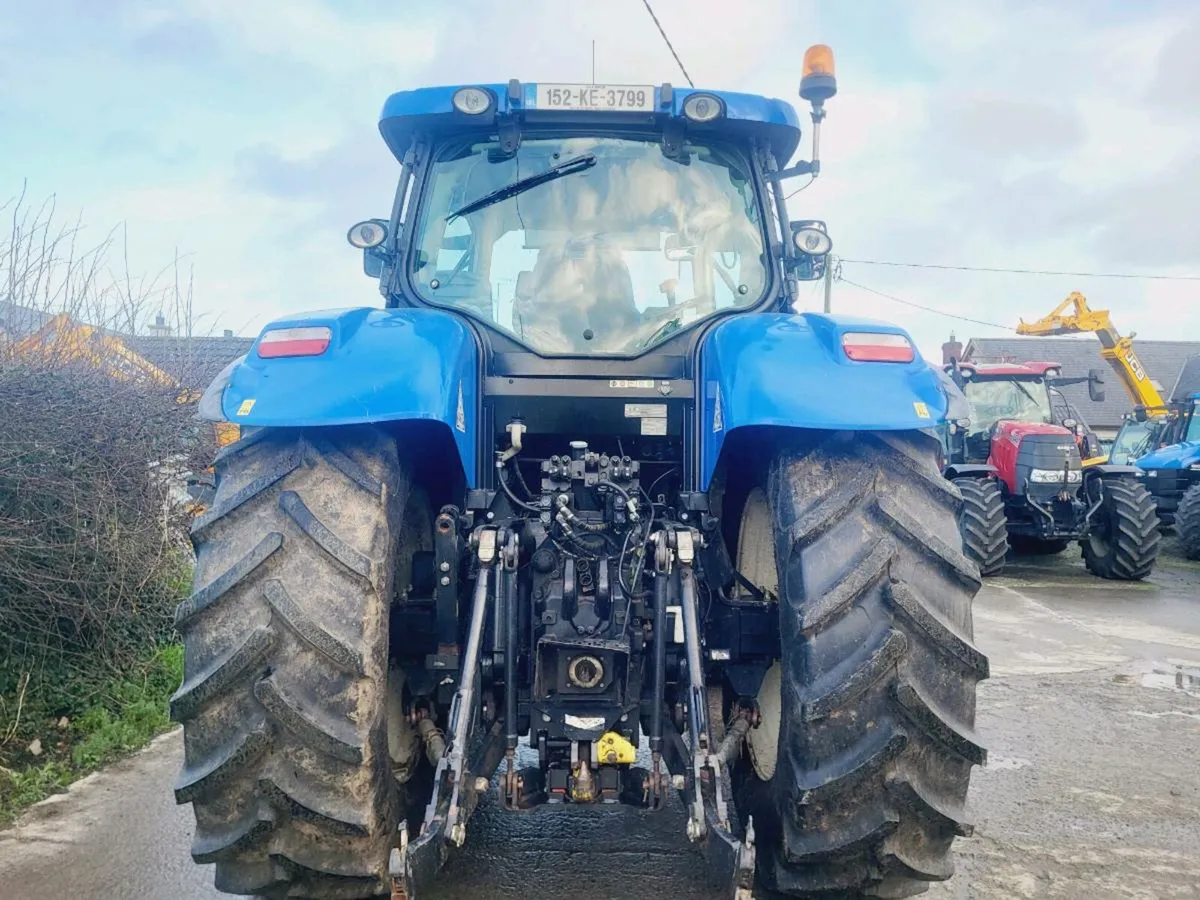 New Holland T7260 - Image 4