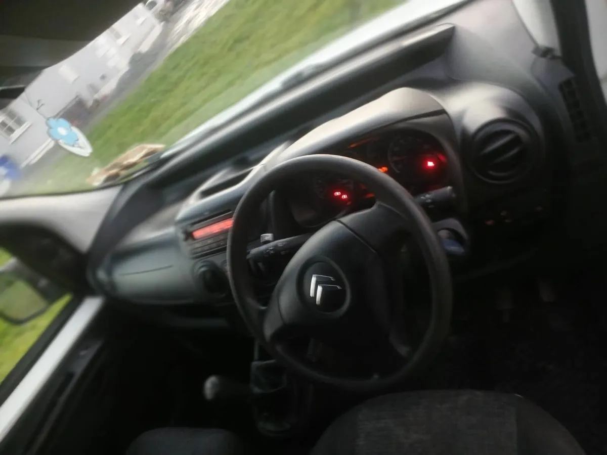 Citroen Nemo 1.3 HDI 660 LX S/S - Image 2