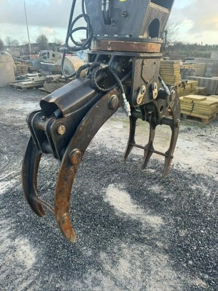 SF Rotating Grabs - Image 3