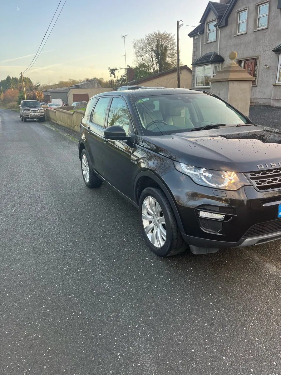 152 Land Rover Discovery Sport 2.2 SD4 - Image 4