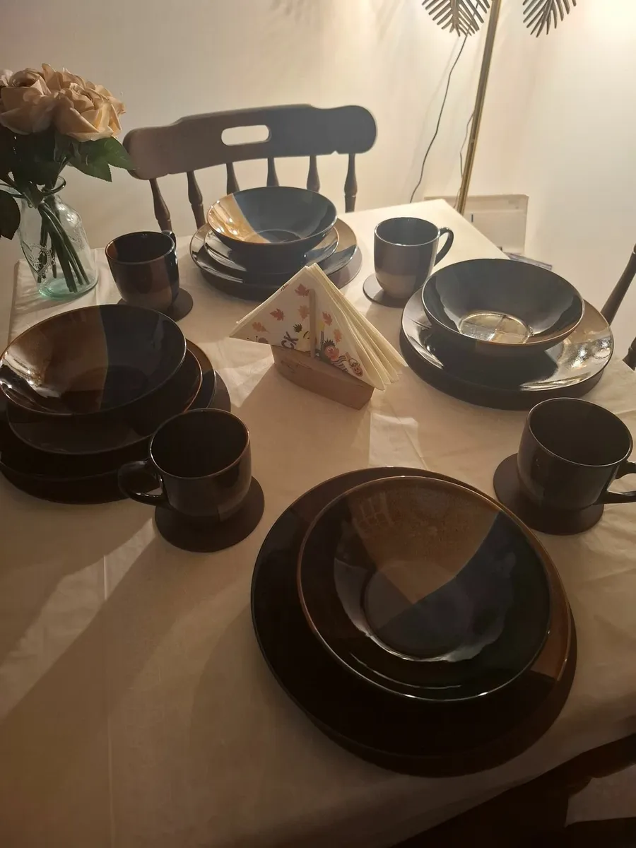 12 piece Delphi Dinner set (4 sittings) - Image 1