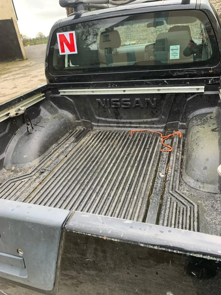 Nissan navara - Image 2