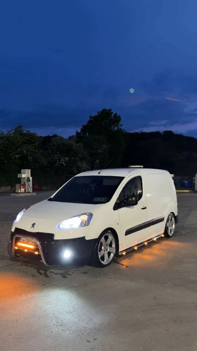 Peugeot Partner 2015 - Image 2