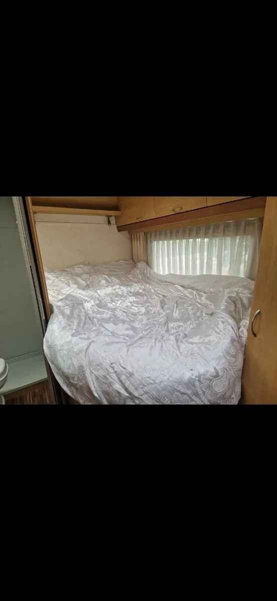 Motorhome - Image 2