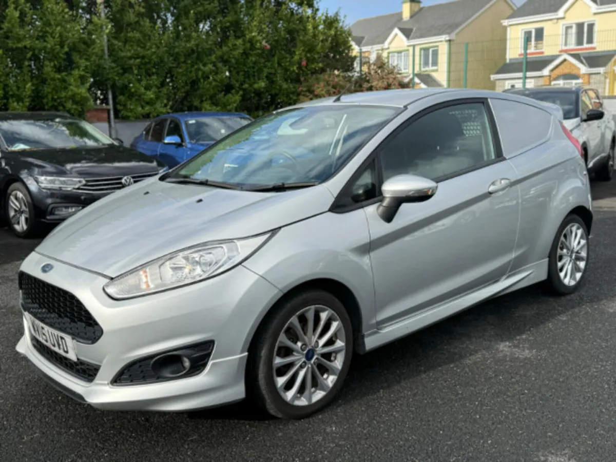 Ford Fiesta SPORT TDCI - Image 3
