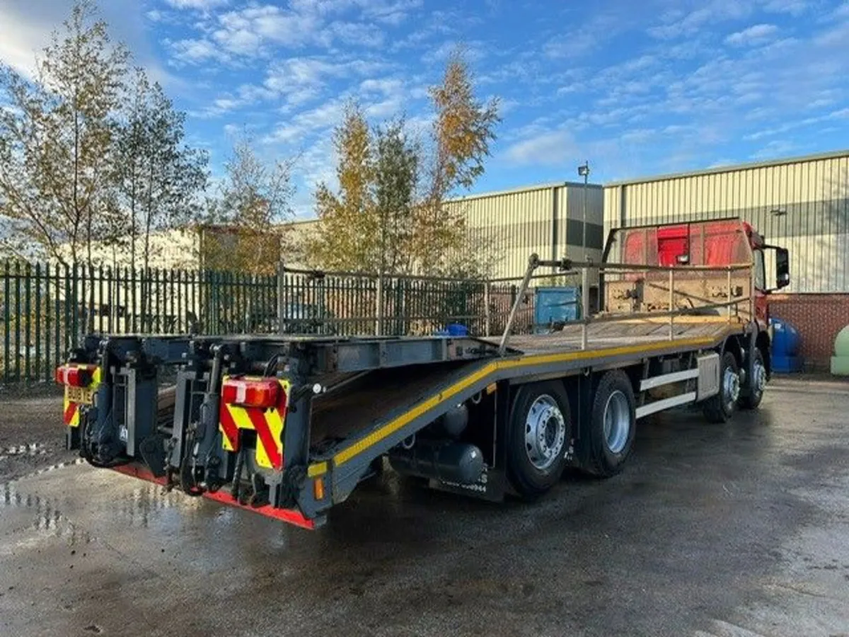 2018 Mercedes Arocs 3240 8x2 R/Lift Beavertail - Image 2