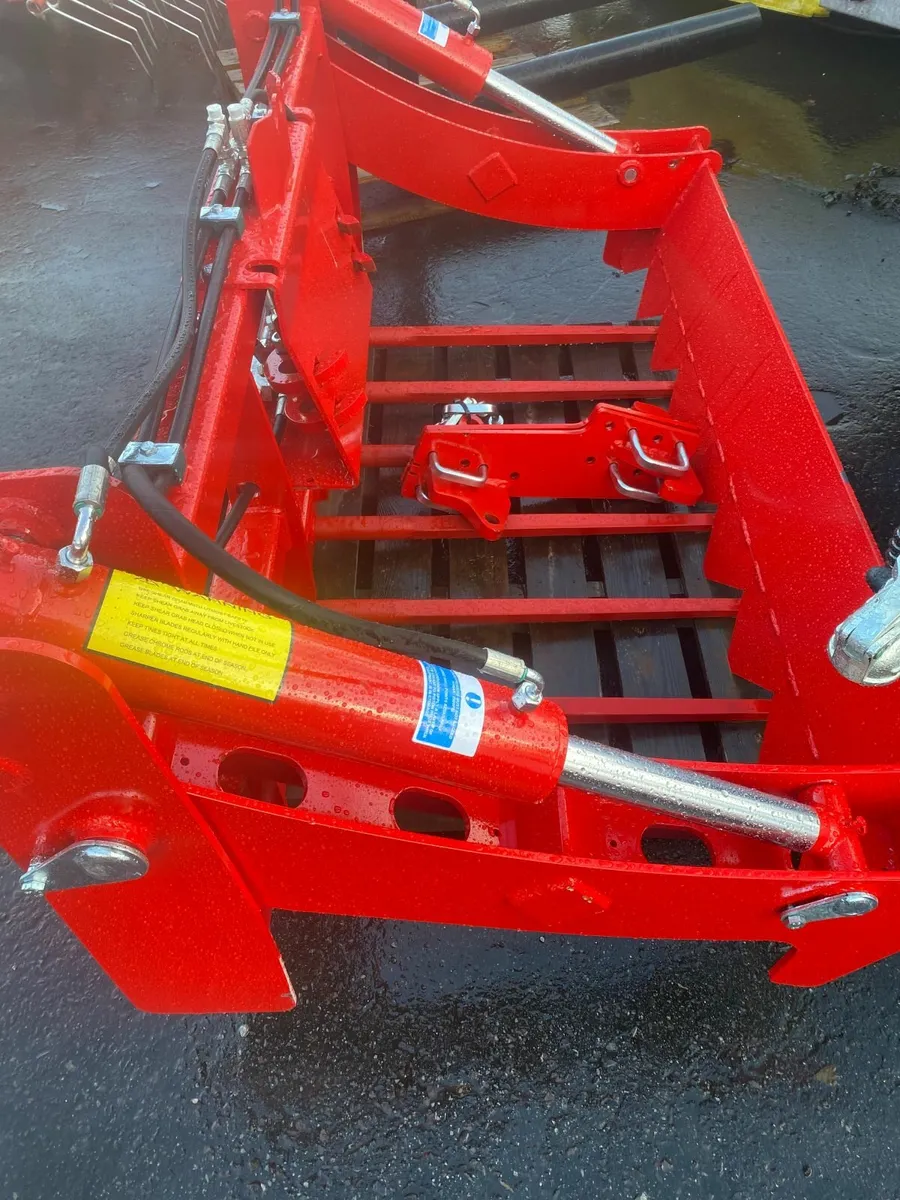 Nugent bale cutter - Image 1