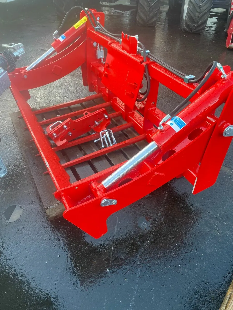 Nugent bale cutter - Image 2