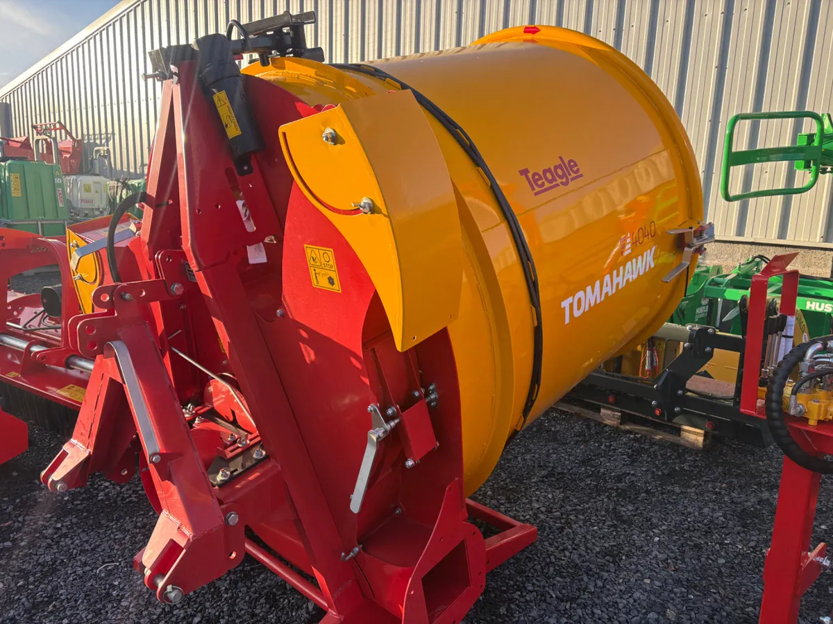 New Teagle 4040 Silage Feeder / Straw Blower - Image 1