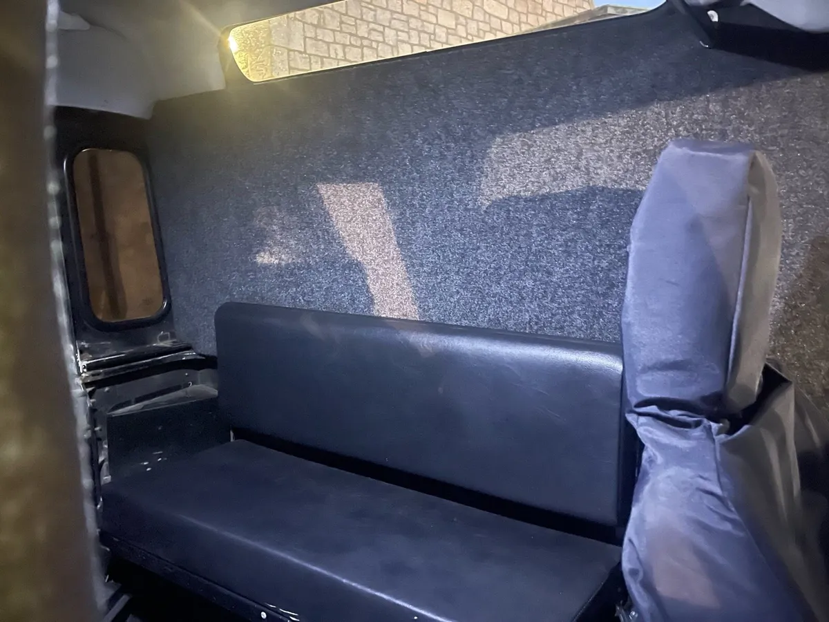 2005 Landrover Defender 90 - Image 3