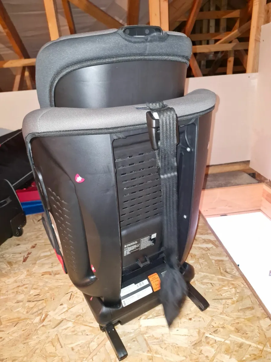 Child Car Seats - Image 3