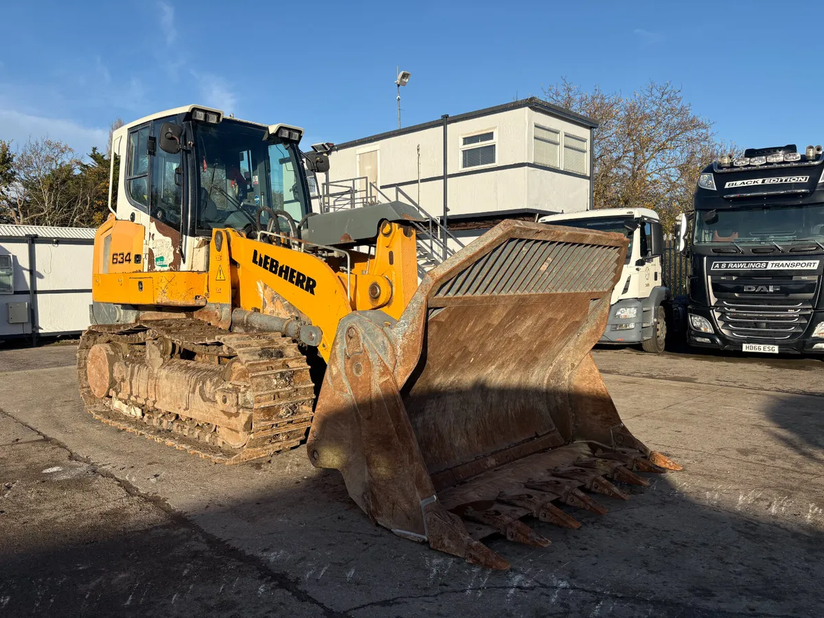 LIEBHERR LR634 TRACK LOADER 3 IN1 BUCKET - Image 3