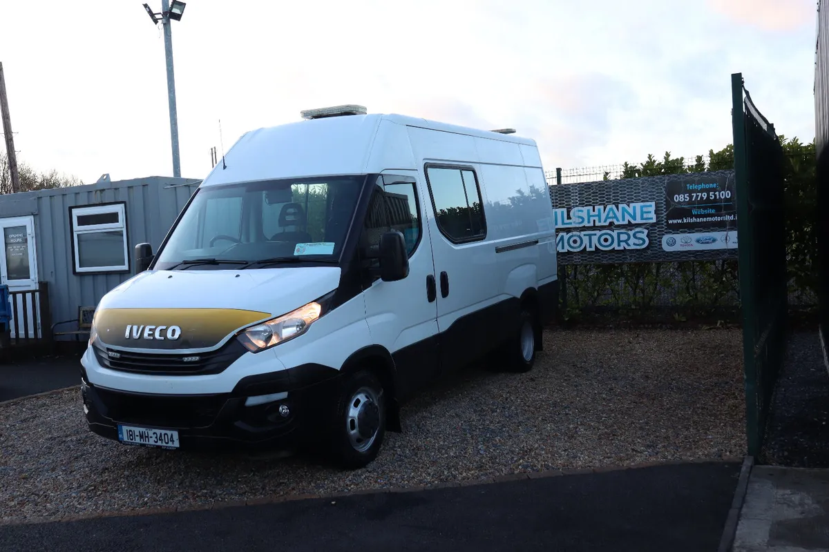 2018 IVECO DAILY CREWCAB 6 SEATER  (NO VAT) - Image 3