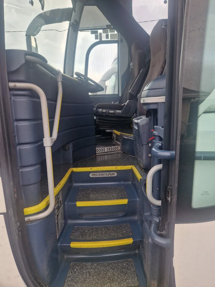 Man Neoplan 2012 - Image 4