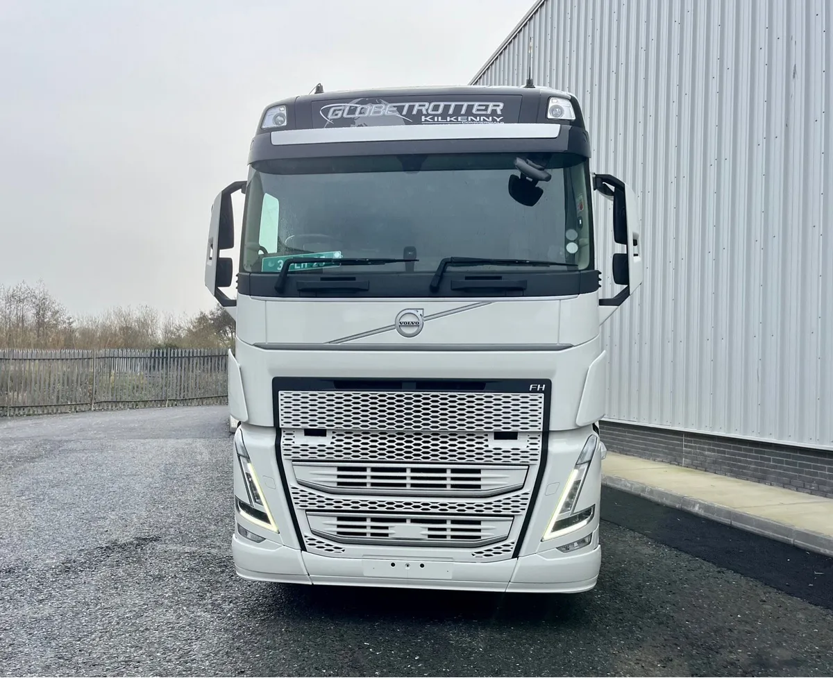 Volvo FH5 - Image 4
