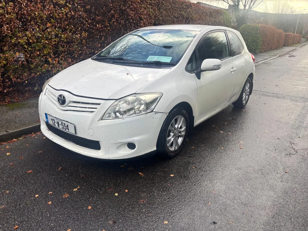 2012 Toyota Auris Van, very low KMS 129kms! 1.4dsl - Image 1